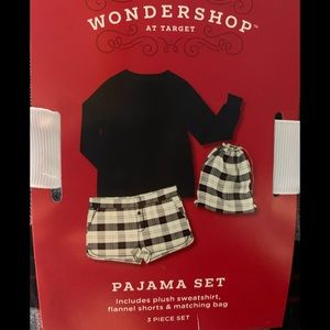 Women’s XS 3 Piece Pajama Set